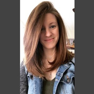 Meet your Posher, Stephanie